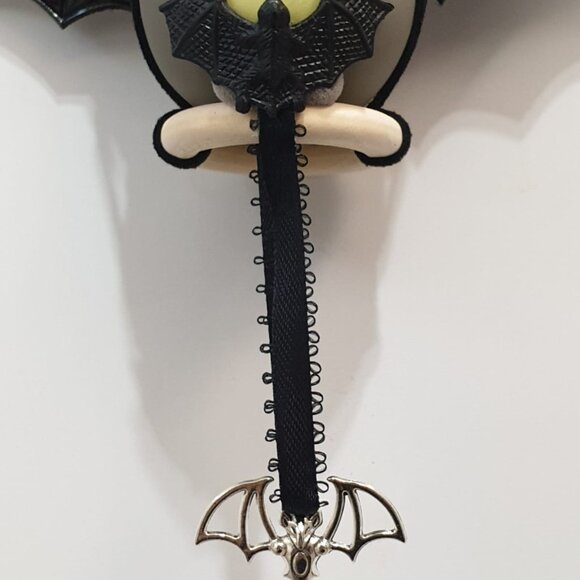 Totoro Gothic Bat Hanger Car Ornament Charm Wall Door Decor Halloween Accessory - Picture 6 of 9